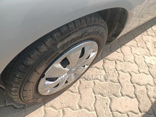 Toyota Probox 2018 Silver