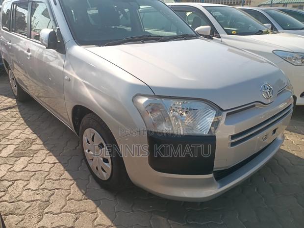 Toyota Probox 2018 Silver