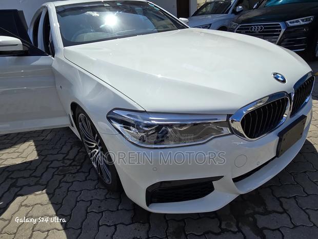 BMW 523i 2018 White