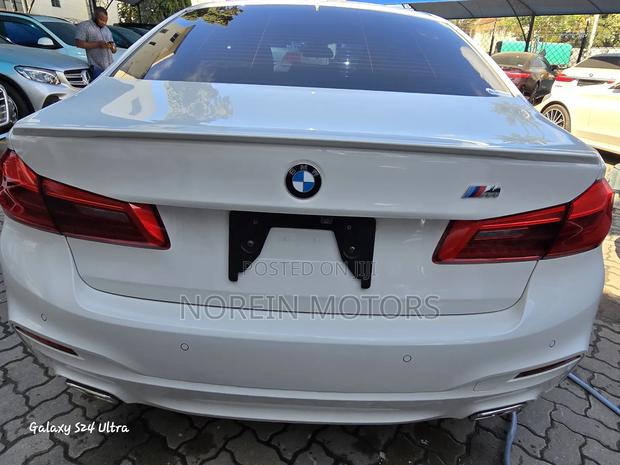 BMW 523i 2018 White