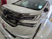 Toyota Vellfire 2017 White for sale
