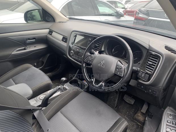 Mitsubishi Outlander ES FWD 2017 Blue