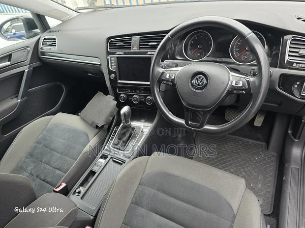 Volkswagen Golf 2017 Black