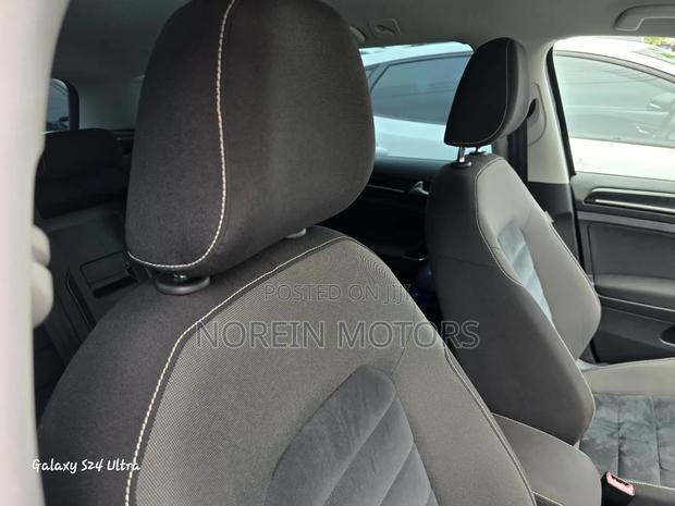 Volkswagen Golf 2017 Black