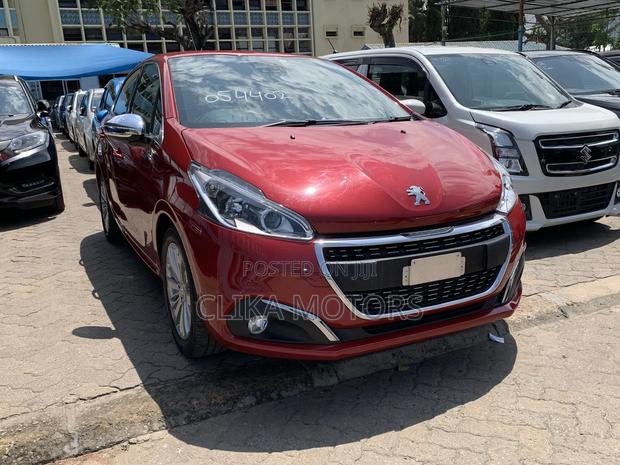 Peugeot 208 2017 Red