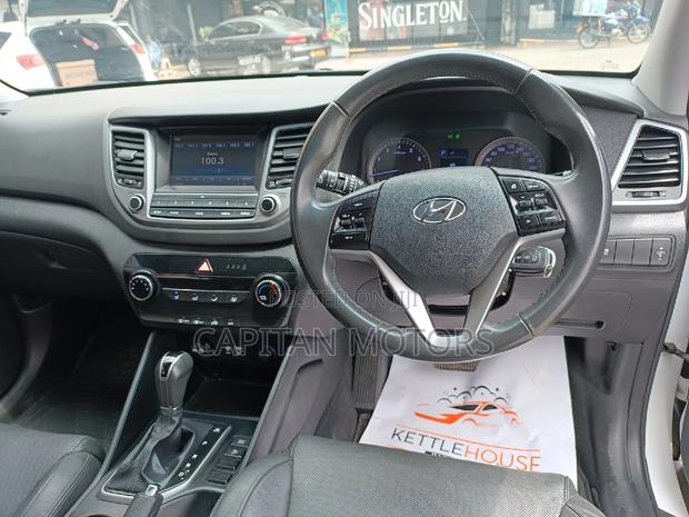 Hyundai Tucson 2017 White