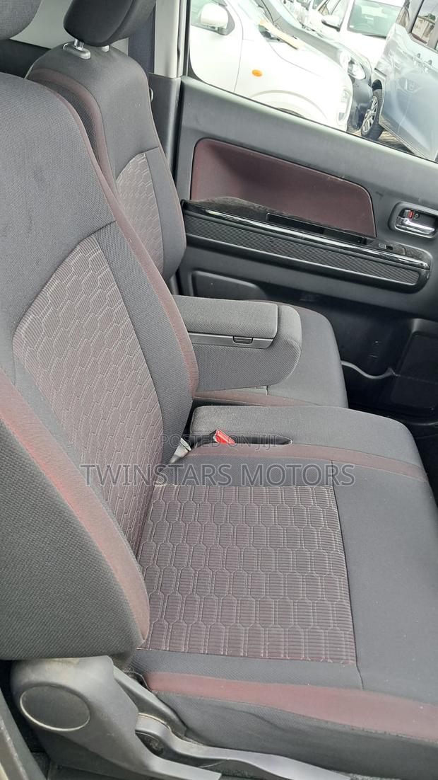 Suzuki Wagon R 660 Hybrid FWD 2018 Silver