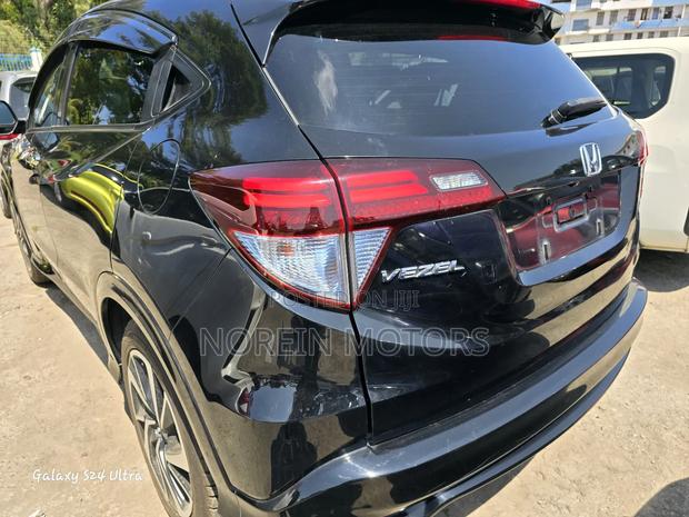 Honda Vezel 2018 Black