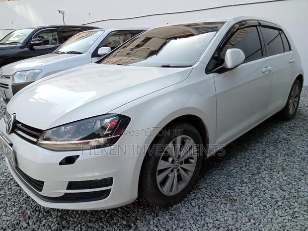 Volkswagen Golf TSI SE 4-Door FWD 2017 White