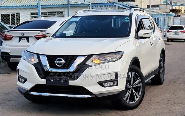 Nissan X-Trail 2017 White