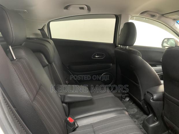 Honda Vezel 1.5 Hybrid 2WD 2017 White