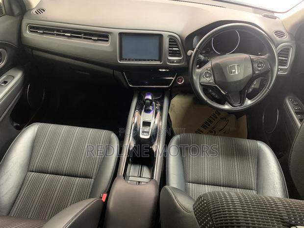 Honda Vezel 1.5 Hybrid 2WD 2017 White