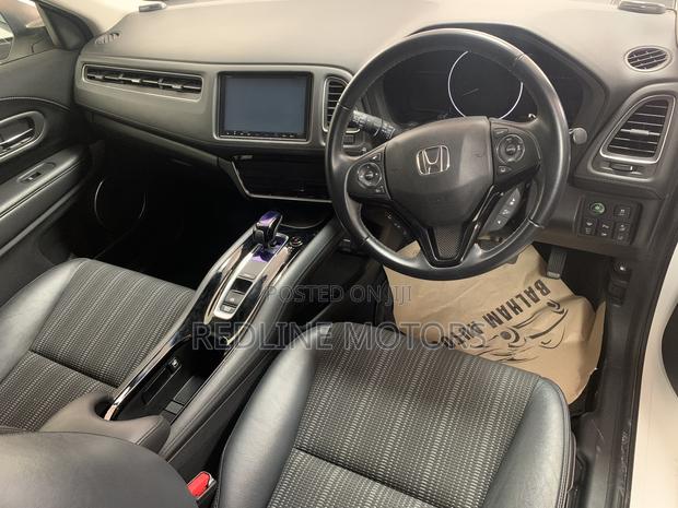 Honda Vezel 1.5 Hybrid 2WD 2017 White