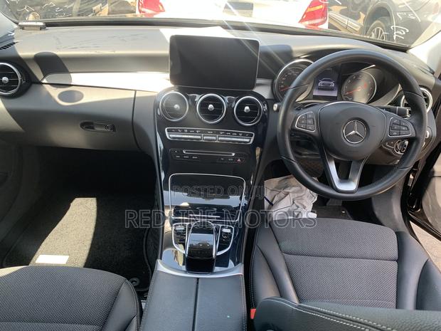 Mercedes-Benz C180 2017 Black