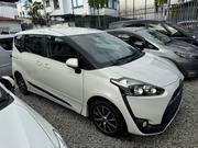 Toyota Sienta 1.5 FWD 2018 White for sale