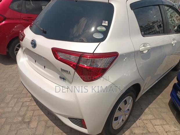 Toyota Vitz 2018 White