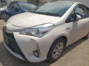 Toyota Vitz 2018 White for sale