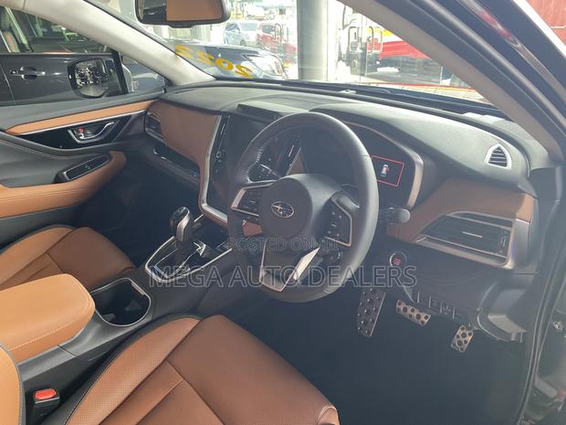 Subaru Outback 2022 Black