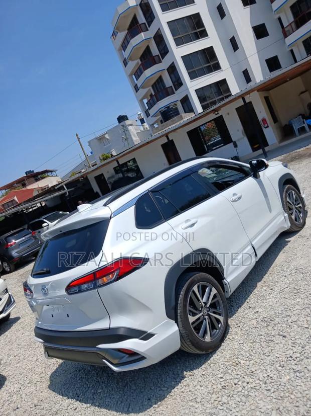 Toyota Corolla Cross 1.8 Petrol AWD 2021 White