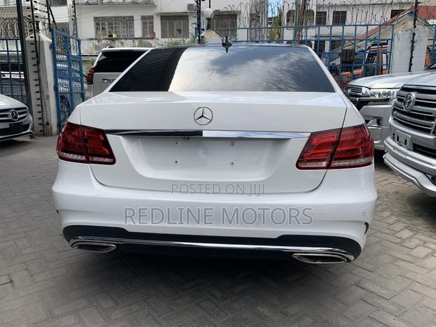 Mercedes-Benz E220 2017 Pearl