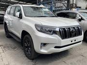Toyota Land Cruiser Prado 2.8 2019 Off white for sale