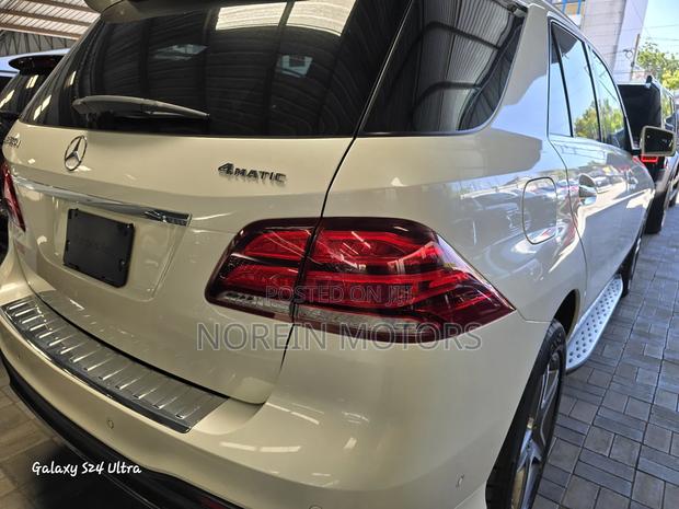 Mercedes-Benz GLE-Class 2018 White