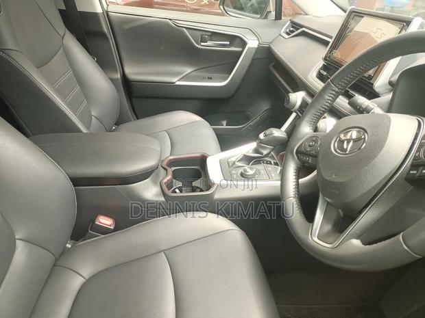 Toyota RAV4 2018 White