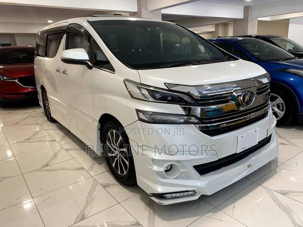 Toyota Vellfire 2017 Pearl