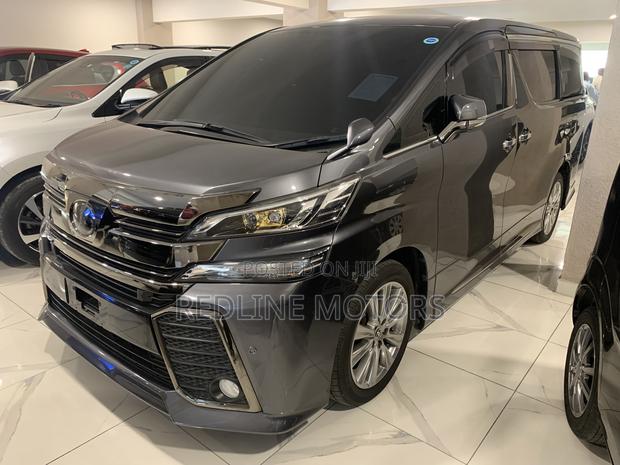 Toyota Vellfire 2017 Gray