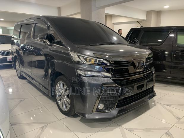 Toyota Vellfire 2017 Gray
