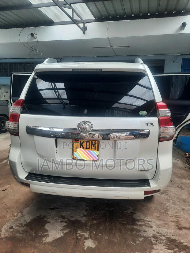 Toyota Land Cruiser Prado 2.8 D-4D 2016 White