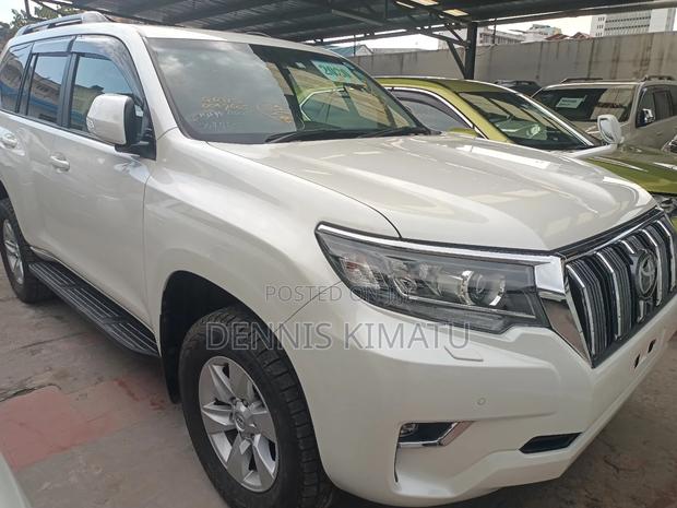 Toyota Land Cruiser Prado 2018 White