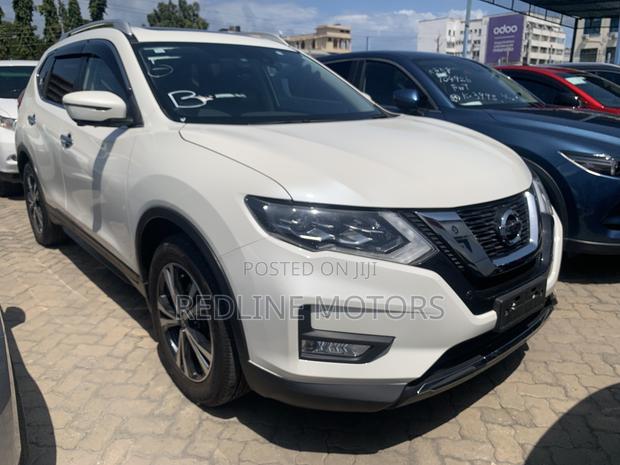 Nissan X-Trail 2.0 Petrol AWD 2017 Pearl