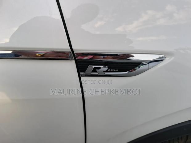 Volkswagen Tiguan 2.0T SEL Premium FWD 2018 White