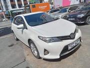 Toyota Auris 2013 White for sale