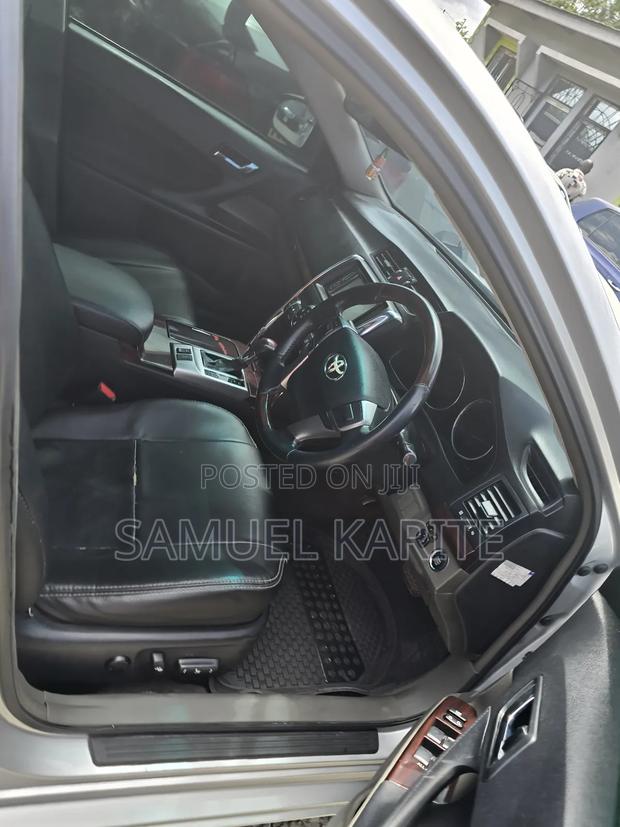 Toyota Mark X 2012 Silver