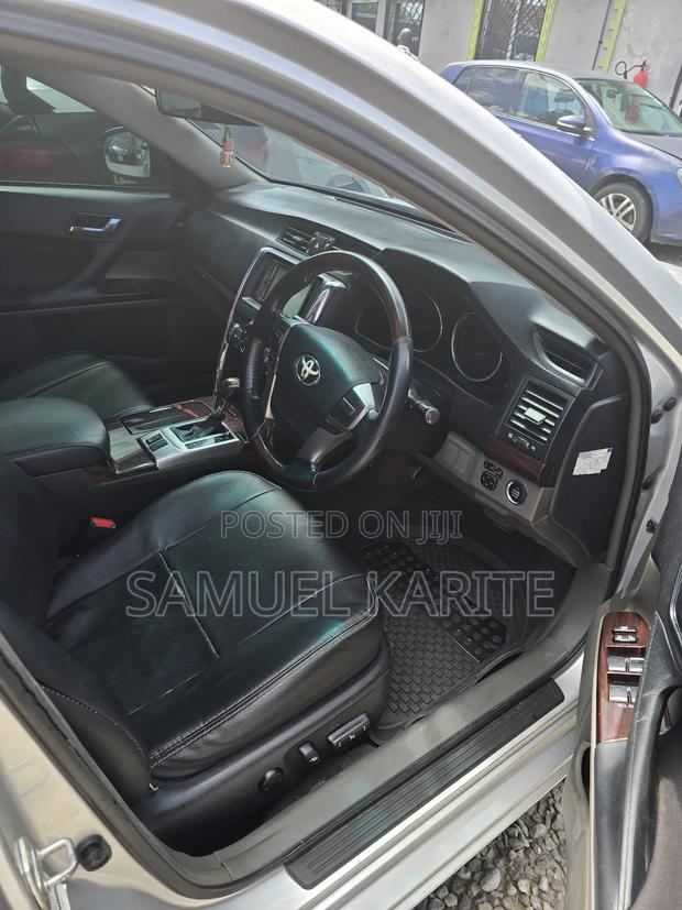 Toyota Mark X 2012 Silver