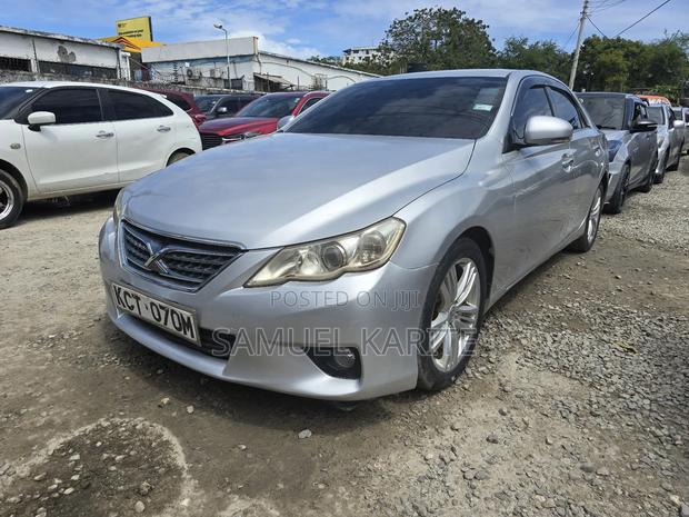 Toyota Mark X 2012 Silver