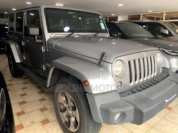 Jeep Wrangler Sahara 4x4 2017 Silver