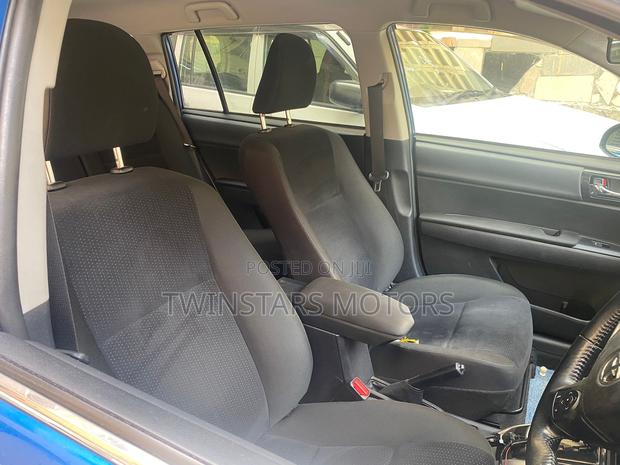 Toyota Corolla Fielder 2018 Blue