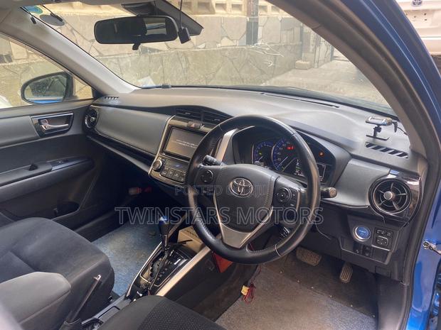 Toyota Corolla Fielder 2018 Blue