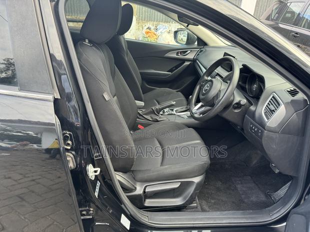 Mazda Axela 2018 Black