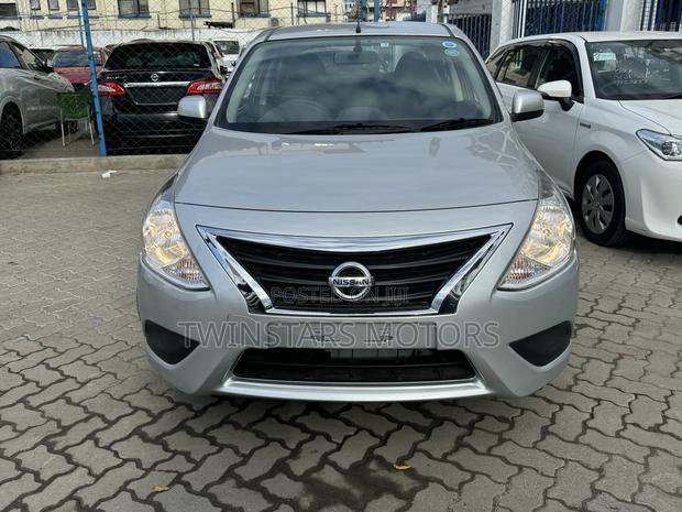 Nissan Latio 1.2 2018 Gray