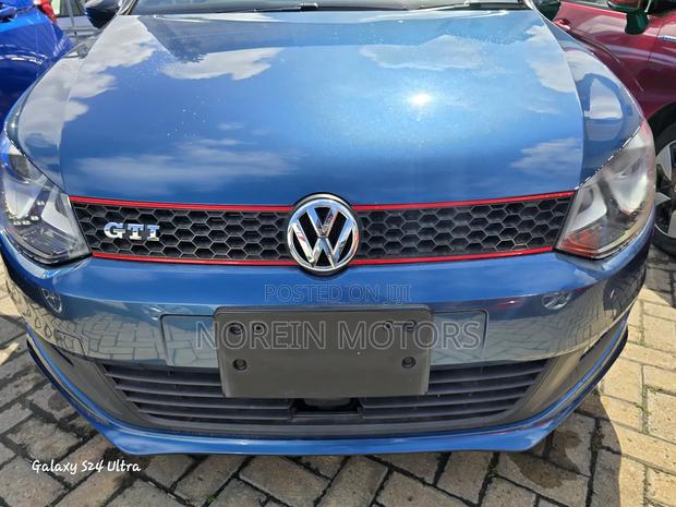 Volkswagen Polo 2018 Blue