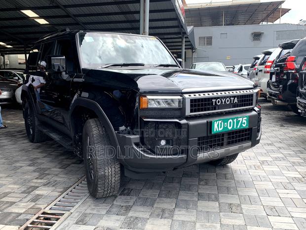 Toyota Land Cruiser 2024 Black