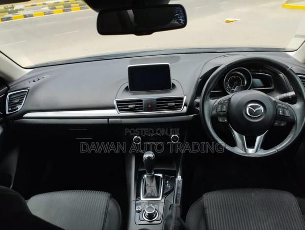 Mazda Axela 2017 Gray