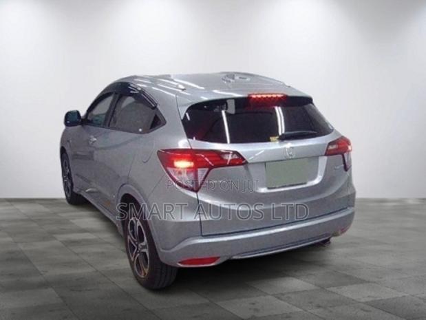 Honda Vezel 1.5 Hybrid 2WD 2017 Silver