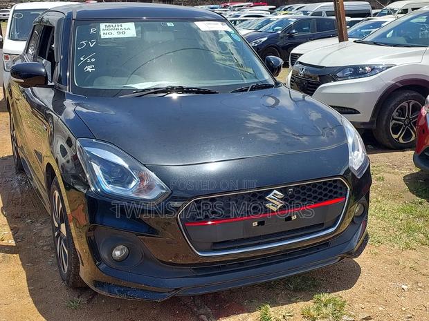 Suzuki Swift 2018 Black