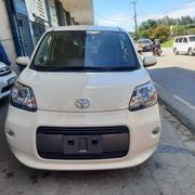 Toyota Porte 1.3 FWD 2017 Beige for sale