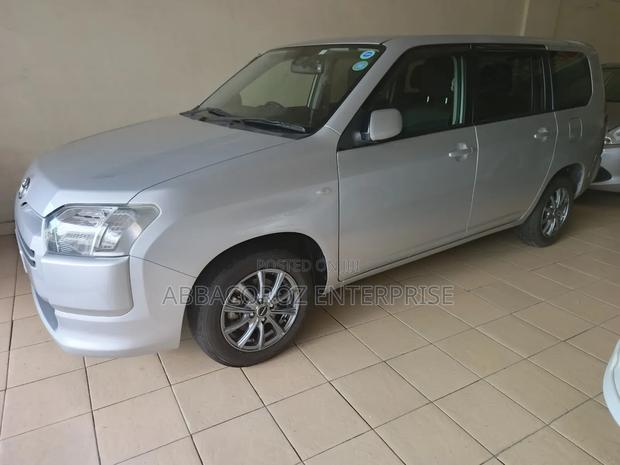 Toyota Succeed 2017 Silver